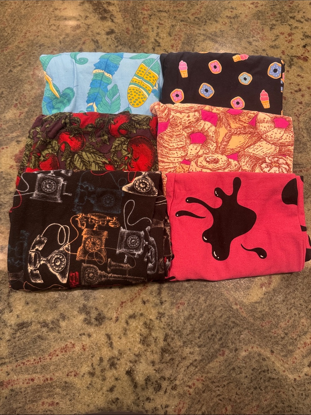 Lot of 5 LuLaRoe OS Brand New Leggings- good & things!